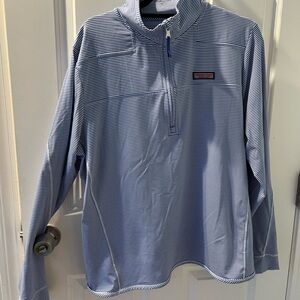 Vineyard Vines 1/4 zipper blue and white stripped long sleeve top